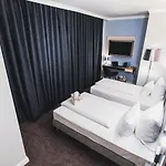 ホテル Mountainpark | Event- Und Tagungshotel カッセル