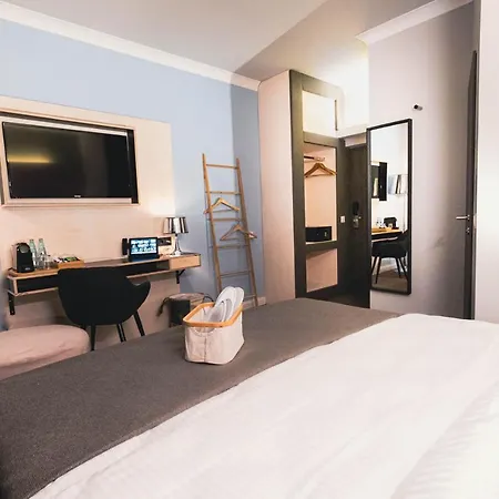 فندق Mountainpark | Event- Und Tagungshotel كاسيل
